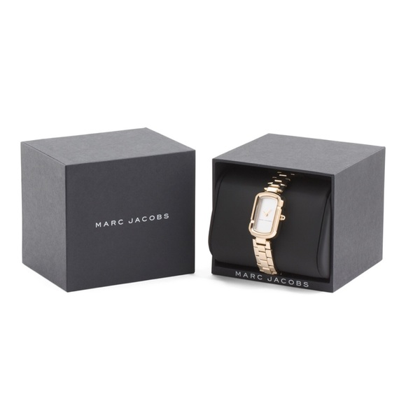 Marc Jacobs Women’s “The Jacobs” Gold Watch - Picture 7 of 8